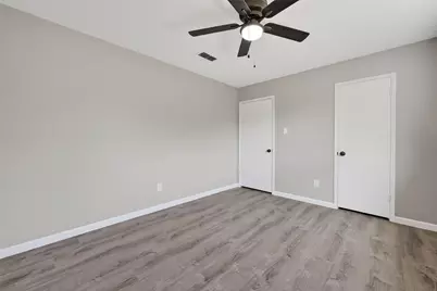 2714 Valley Forest Drive, Missouri City, TX 77489 - Photo 29