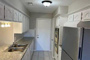 25114 Spring Ridge Dr, Spring, TX 77386 - Photo 17