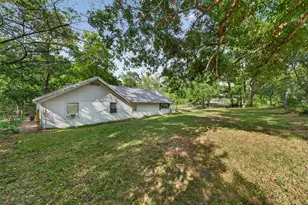 15185 Travis Ln, Willis, TX 77378 - Photo 25