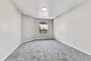 8787 Brae Acres Rd, Houston, TX 77074 - Photo 17