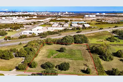 2450 4th Avenue, La Marque, TX 77568 - Photo 3