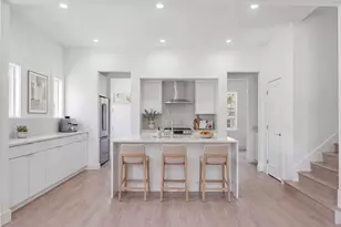 310 W 9th St, Houston, TX 77007 - Photo 5