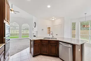 11711 Spring Path Ct, Tomball, TX 77377 - Photo 17