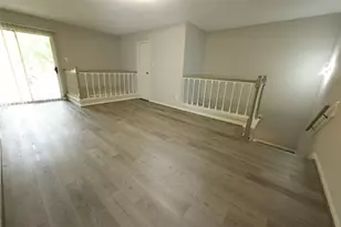 11201 Lynbrook Dr, Houston, TX 77042 - Photo 15