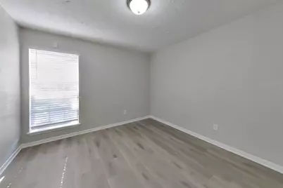 2211 Rambling Brook Drive, Houston, TX 77373 - Photo 15