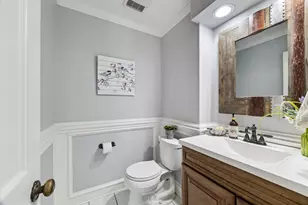 2007 7 Oaks Dr, Kingwood, TX 77339 - Photo 11