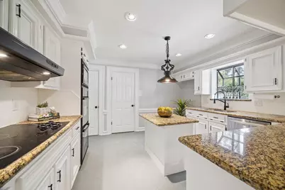 2007 Seven Oaks Drive, Kingwood, TX 77339 - Photo 7