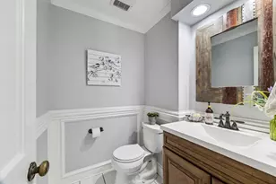 2007 7 Oaks Dr, Kingwood, TX 77339 - Photo 11