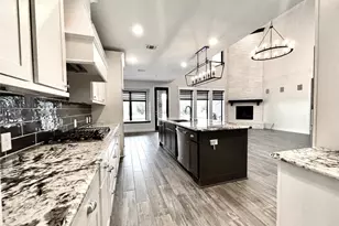 10206 Peytons Grace Ln, Cypress, TX 77433 - Photo 11