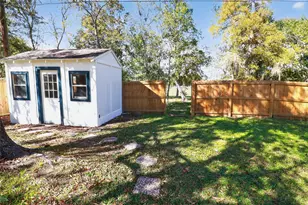 133 Cherry Tree Ln, Friendswood, TX 77546 - Photo 17