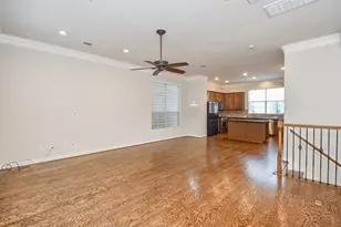 3126 Clearview Cir, Houston, TX 77025 - Photo 7