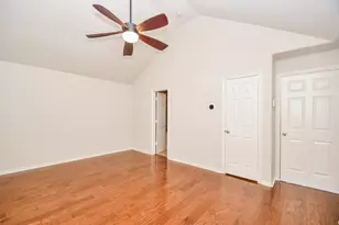 3126 Clearview Cir, Houston, TX 77025 - Photo 11