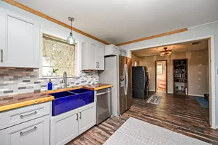 14920 Bj Dusek Rd, Wallis, TX 77485 - Photo 5