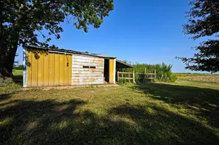 14920 Bj Dusek Rd, Wallis, TX 77485 - Photo 17