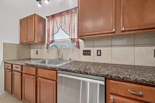 25346 Barmby Dr, Tomball, TX 77375 - Photo 17