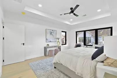 5115 Maple St, Bellaire, TX 77401 - Photo 33