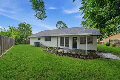 5703 Woodville Lane, Pearland, TX 77584 - Photo 25