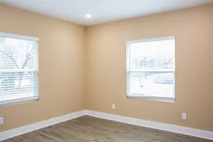 2301 Albans Rd, Houston, TX 77005 - Photo 9