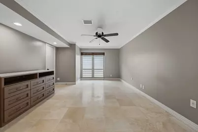 7730 Twin Hills Drive, Houston, TX 77071 - Photo 35