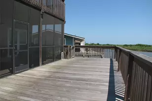 32 Trout Ln, Freeport, TX 77541 - Photo 17