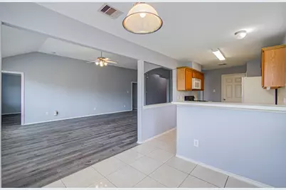 13915 Fort Nelson Drive, Houston, TX 77083 - Photo 23