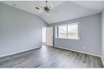 13915 Fort Nelson Drive, Houston, TX 77083 - Photo 35