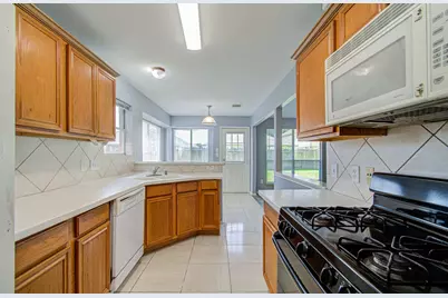 13915 Fort Nelson Drive, Houston, TX 77083 - Photo 19