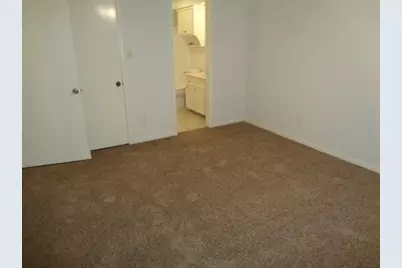 1616 Hazelwood Street #B, Conroe, TX 77301 - Photo 9