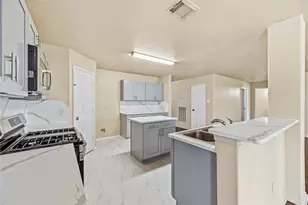 19526 Cliffsage Ct, Cypress, TX 77433 - Photo 9