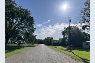 2537 Redwood Circle, Burleson, TX 76028 - Photo 5