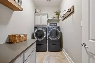 2038 Graystone Hills Dr, Conroe, TX 77304 - Photo 25