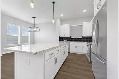 10972 Swang Link Drive, Houston, TX 77043 - Photo 11