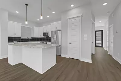 10972 Swang Link Drive, Houston, TX 77043 - Photo 9