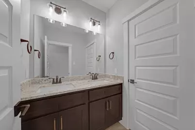 10972 Swang Link Drive, Houston, TX 77043 - Photo 25