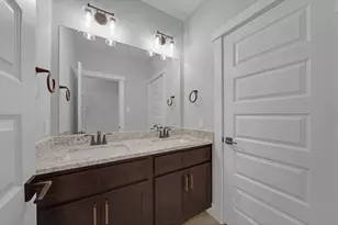 10972 Swang Link Dr, Houston, TX 77043 - Photo 25
