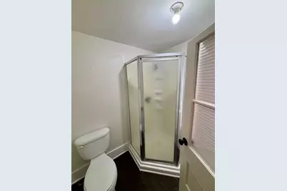 210 E Phillips Street, Conroe, TX 77301 - Photo 19