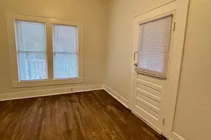 210 E Phillips St, Conroe, TX 77301 - Photo 23