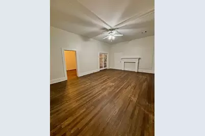 210 E Phillips Street, Conroe, TX 77301 - Photo 17