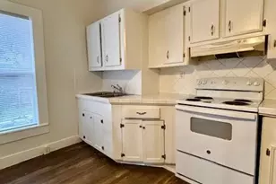 210 E Phillips St, Conroe, TX 77301 - Photo 7