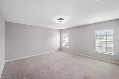 4523 Waterfall Way, Sugar Land, TX 77479 - Photo 9