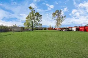 10831 Hwy 242, Conroe, TX 77385 - Photo 39