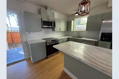 1213 32nd Street, Galveston, TX 77550 - Photo 9