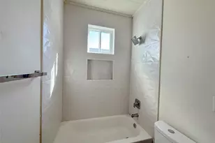 1213 32nd St, Galveston, TX 77550 - Photo 17