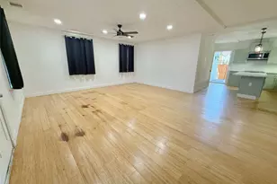 1213 32nd St, Galveston, TX 77550 - Photo 3