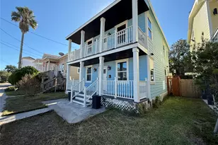 1213 32nd St, Galveston, TX 77550 - Photo 1