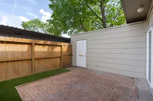 14715 Barryknoll Ln, Houston, TX 77079 - Photo 17