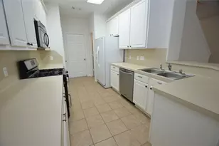 226 W Stedhill Loop, Conroe, TX 77384 - Photo 9