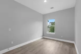 1836 Ferguson Way, Houston, TX 77088 - Photo 19
