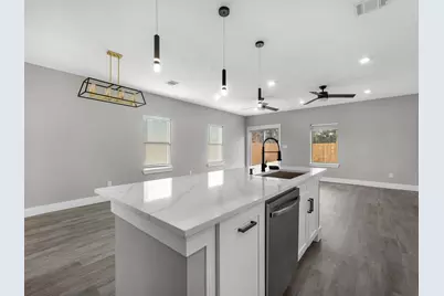 1836 Ferguson Way, Houston, TX 77088 - Photo 11