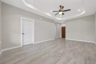 1107 Lyle W Avenue, Cleveland, TX 77327 - Photo 11